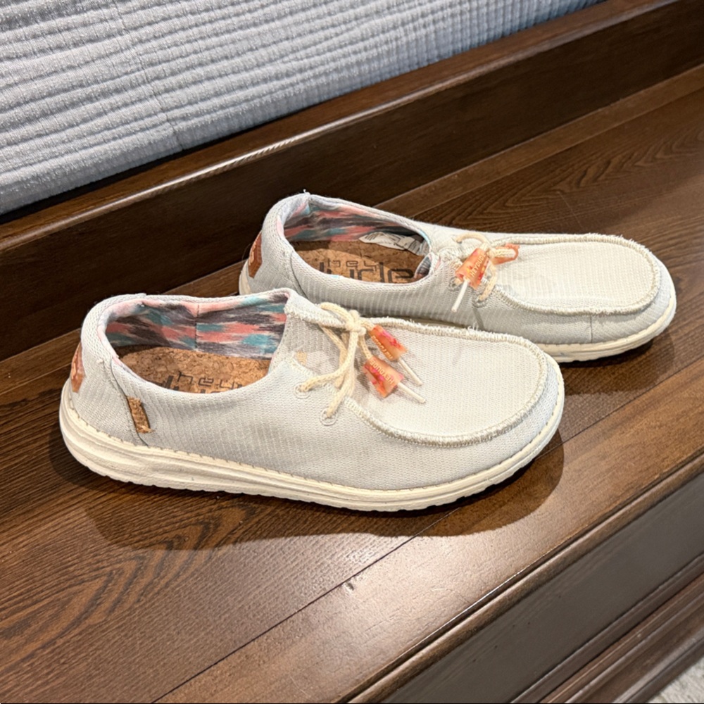 Hey Dude Women's Cream Canvas Shoes
